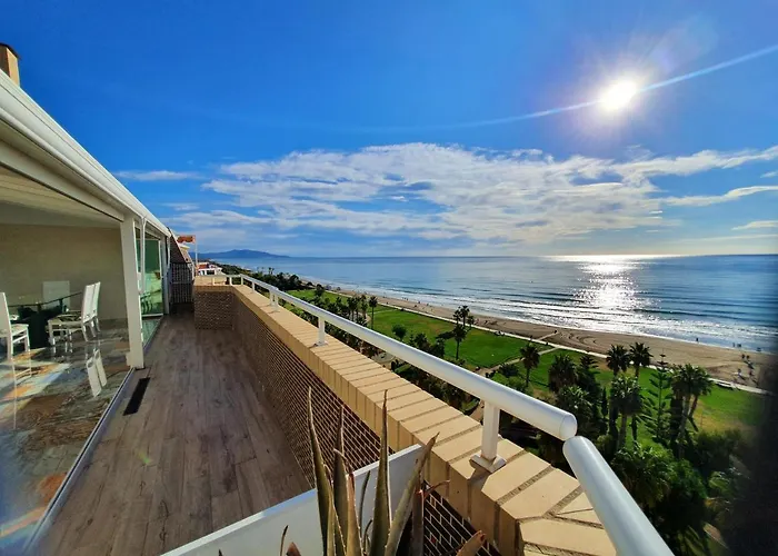 Atico Frente Al Mar. Apartamento Top